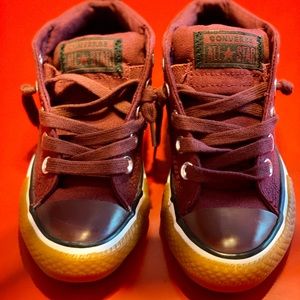 NEW size 11 maroon converse
